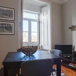 Alfama Graça neighbourhood typical&bright apartment 1st floor